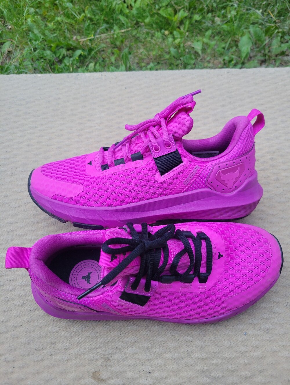 Under Armour Women's Project Rock BSR 4 training Size 8